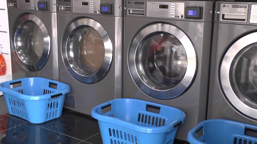 Laundry Lounge - UAE's 1st Self Service Laundry thumb 3